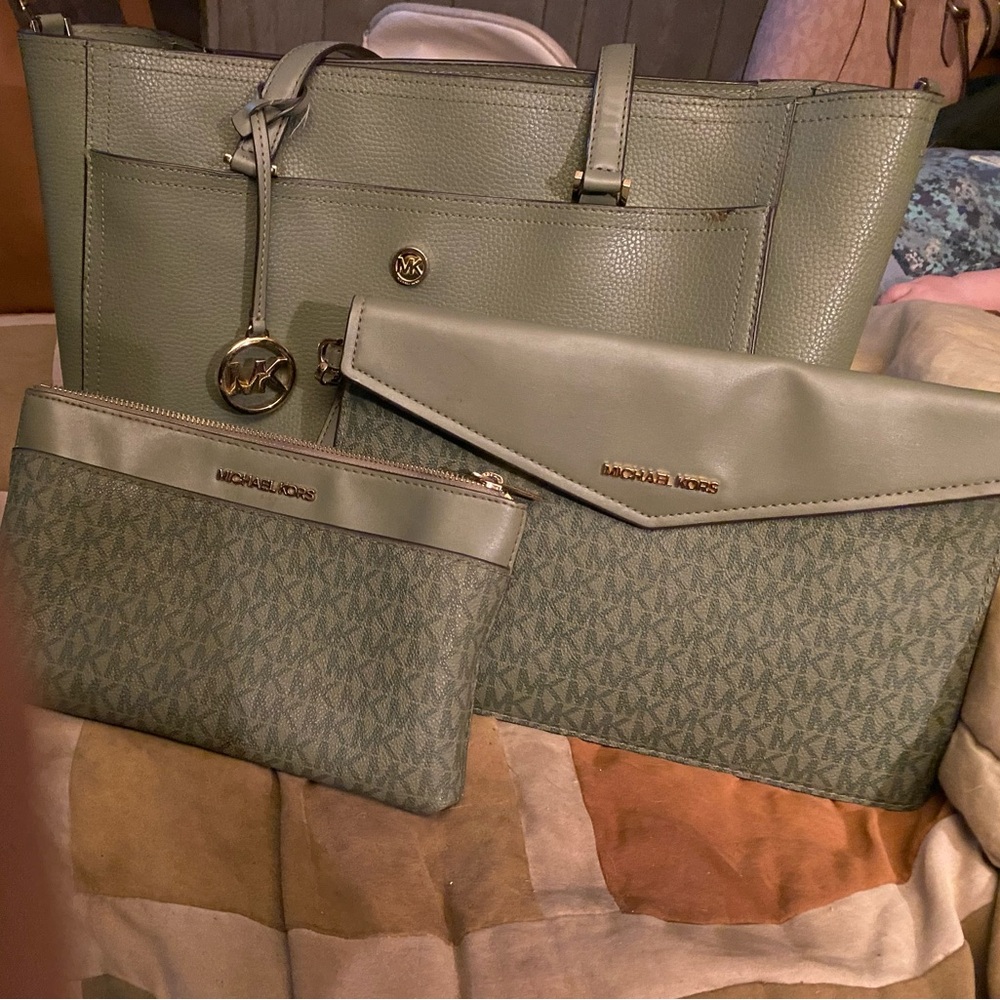 Michael Kors Olive Green Trio Tote and Pouch Set
